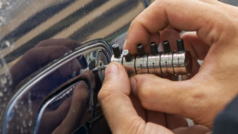 Professional Car Lock and Key Solutions in Laguna Beach, CA